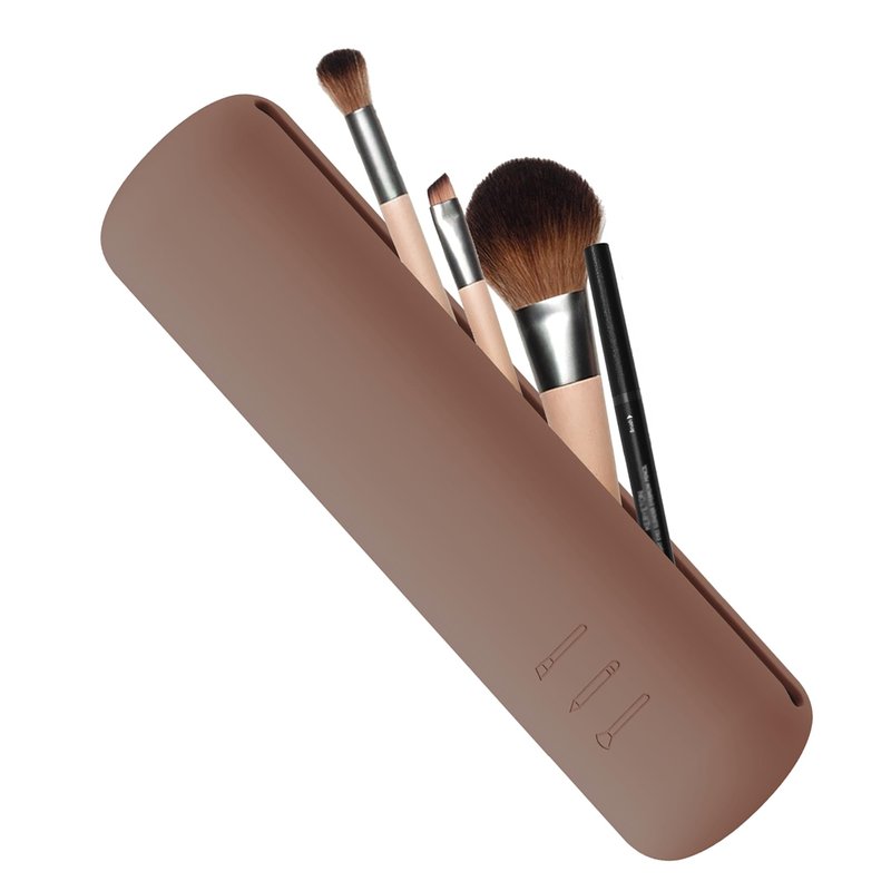 FVION Travel Makeup Brush Holder, Silicone Foundation Brush Pouch with Magnetic Closure, Make up Brush Case Fit for Extra Size Brushes - Brown