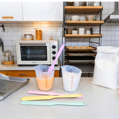 Silicone Measuring Cups Set - 4 Flexible 250ml Cups & Spatulas