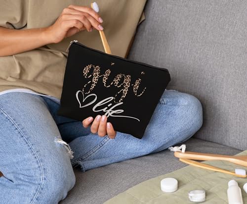 Gigi Makeup Bag - Durable Cosmetic Bag for Grandma - Grandma-makeup bag-02