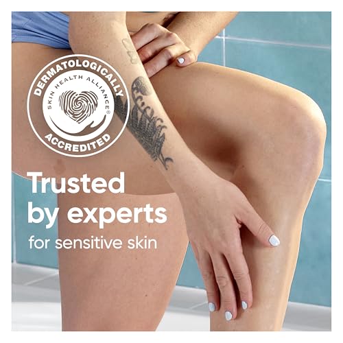 Gillette Venus Extra Smooth Sensitive Razor for Women - 1 Handle + 2 Refills