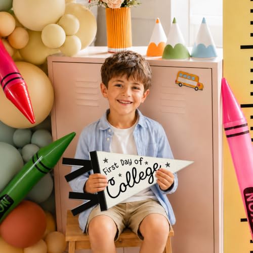 First Day of College Felt Pennant Flag - Back to School Photo Prop
