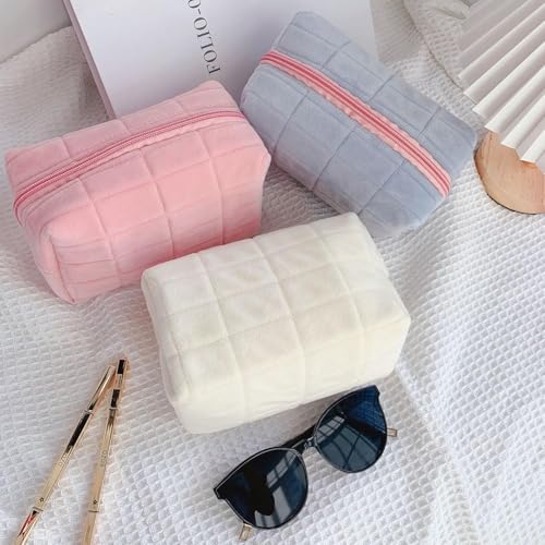 HABUAETY Pink Y2K Checkered Makeup Bag – Small Plush Cosmetic Pouch
