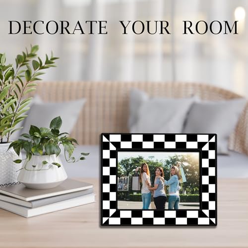 Classic Black & White Checkerboard Wooden Picture Frame - 5x7 Tabletop Display