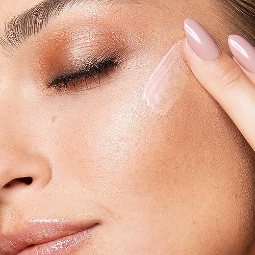 Kiko Milano Radiance Boost Serum Face Primer with Maca Root - Illuminating & Hydrating