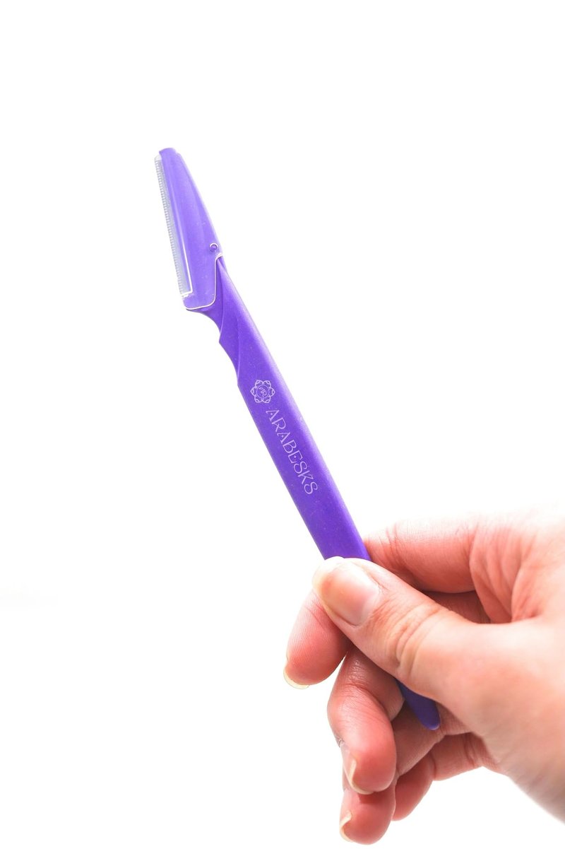 ARABESKS Eyebrow & Face Razors for Women – Dermaplaning Tool with Safety Guard, Eco-Friendly Handle – Peach Fuzz Remover, 3-Pack