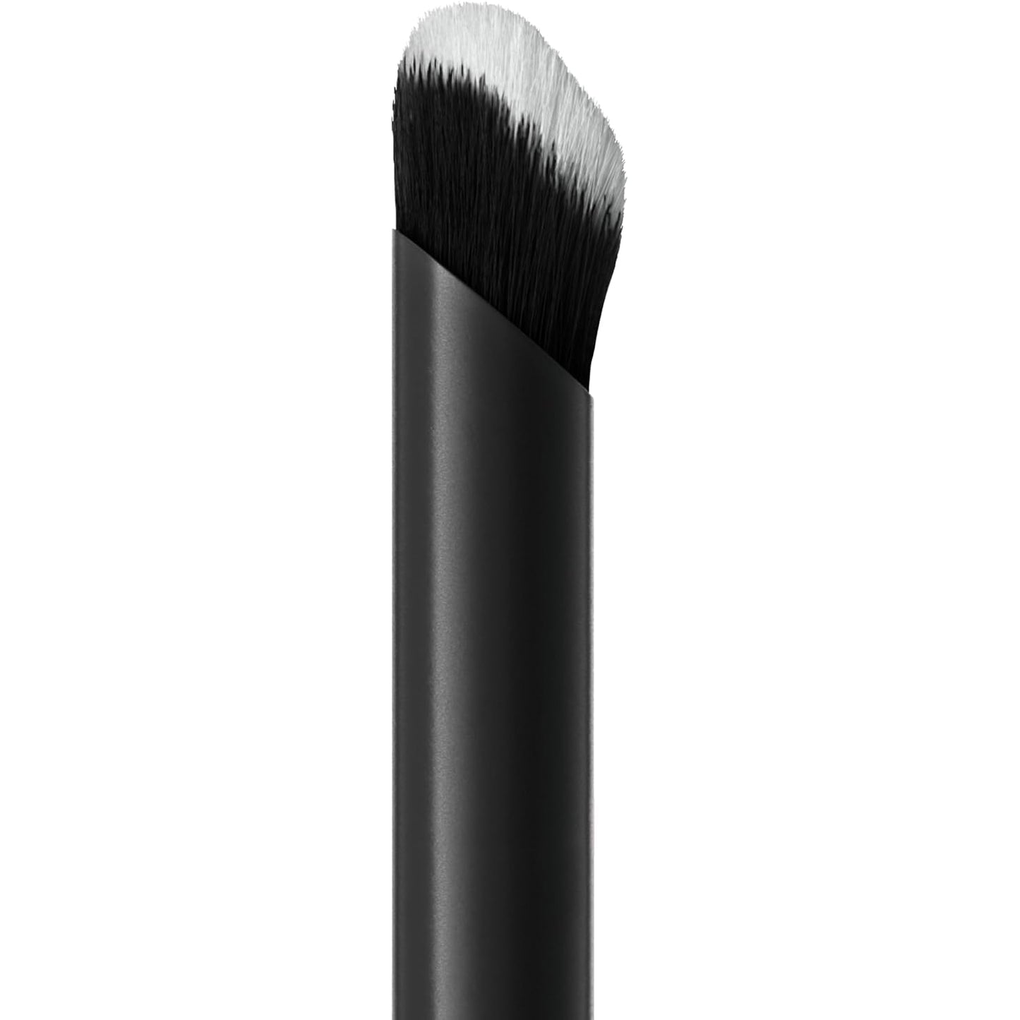 Catrice Under Eye Concealer Brush - Angled Makeup Brush for Cream, Liquid & Powder | Ultra-Soft Vegan Bristles