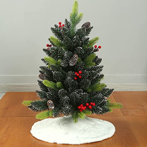 18in White Faux Fur Christmas Tree Skirt with Silver Snowflakes