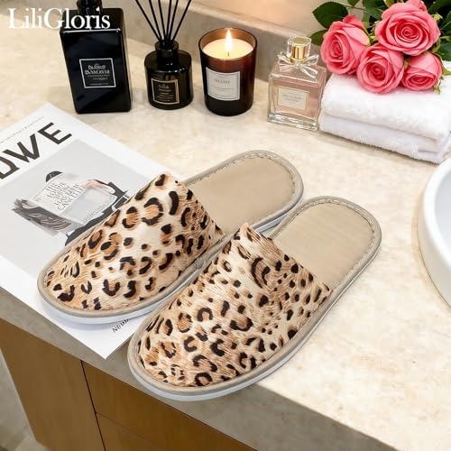LiliGloris Reusable Spa Slippers for Guests - Closed-Toe Jacquard Fleece