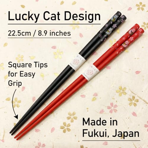 Japanese Lacquered Wooden Chopsticks Set - Maneki-neko Design Gift Box
