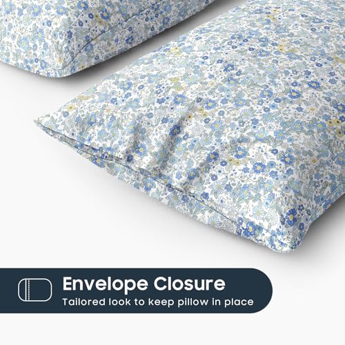 Floral Pillow Cases Set of 2 - Vintage Daisy Design, Light Blue, 20x26 Inches
