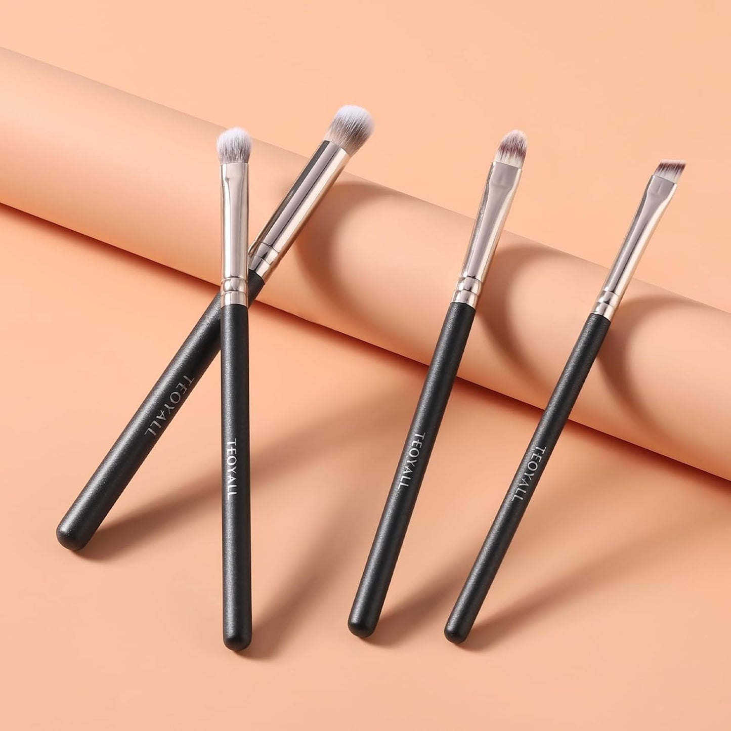 Flat Angled Eyeliner Brush - Soft Thin Slanted Synthetic Bristles for Precision Eyebrow Makeup | Ideal for Brow Powder & Gel