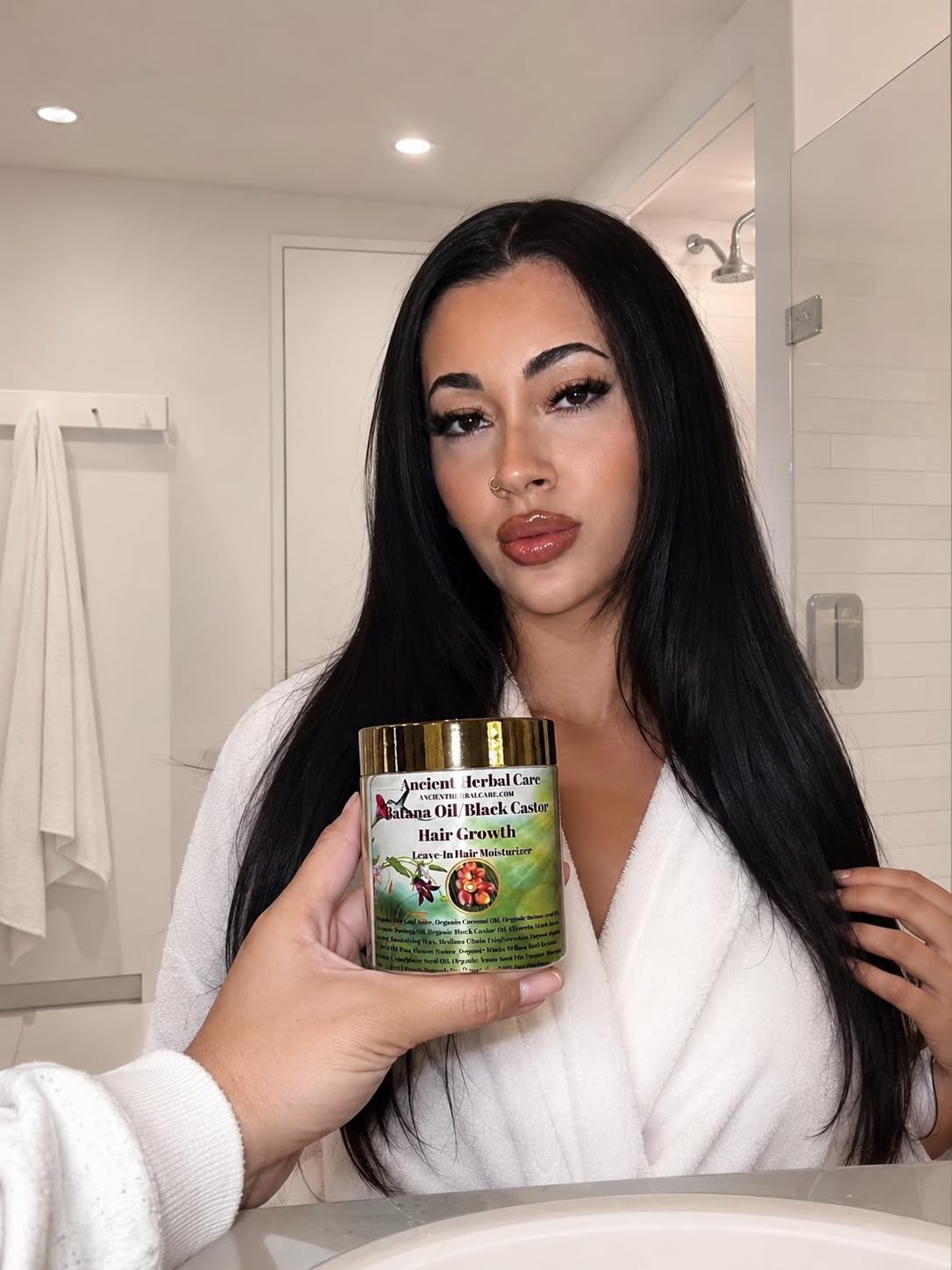 Black Castor Oil Leave-In Conditioner - Promotes Hair Growth & Thicker Hair | Aloe, Coconut & Moringa Infused