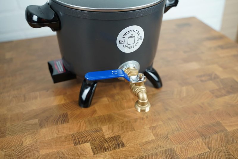 USA MADE, Wax Melter for Candle Making, Easy Turn Handle, Holds 10lbs of Melted Wax