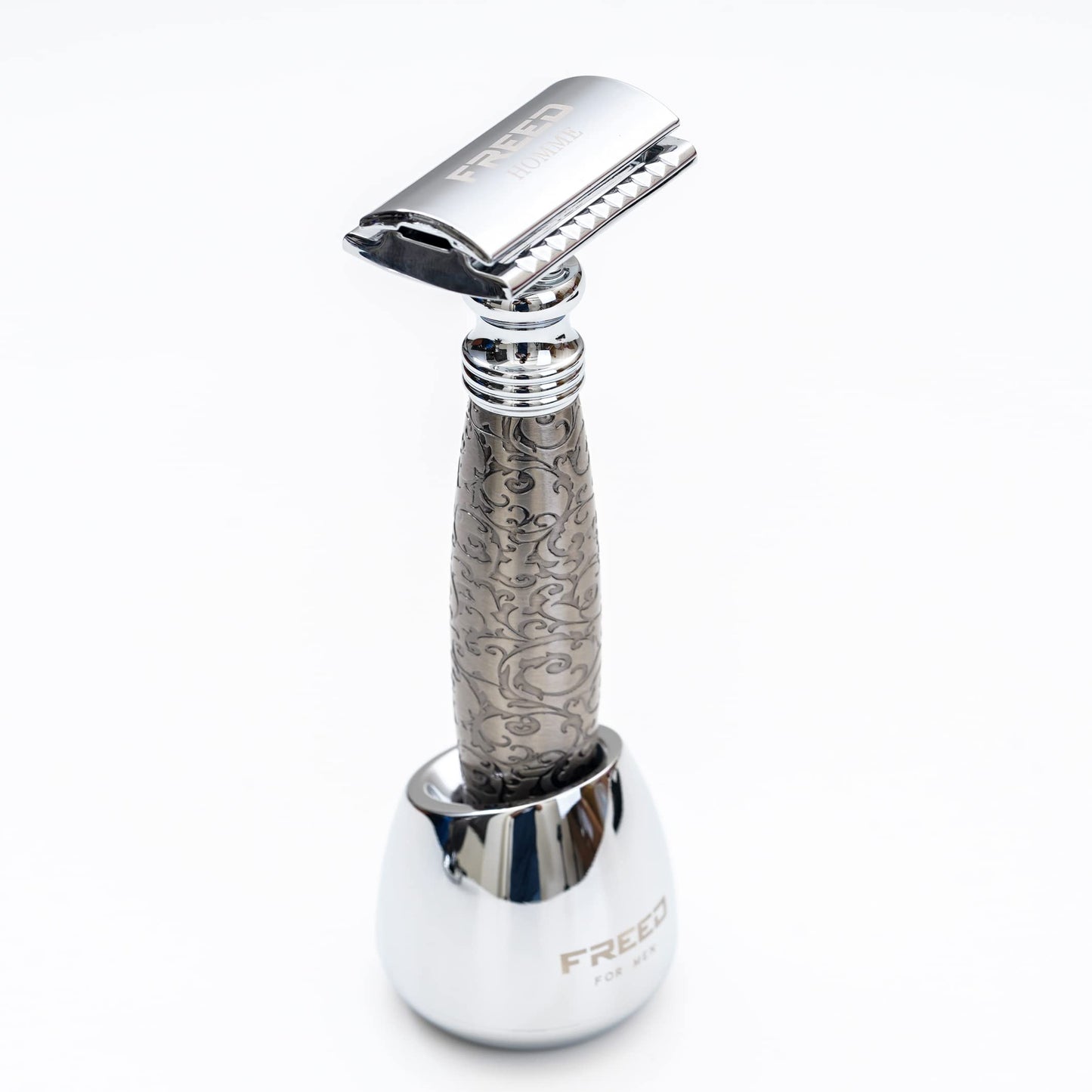 FREED Shaving Kit for Men - Safety Razor with alloy handle and 10 Japanese 6cr13 Stainless Steel, include razor base, razor travel case, christmas gifts for Men,Made in Taiwan