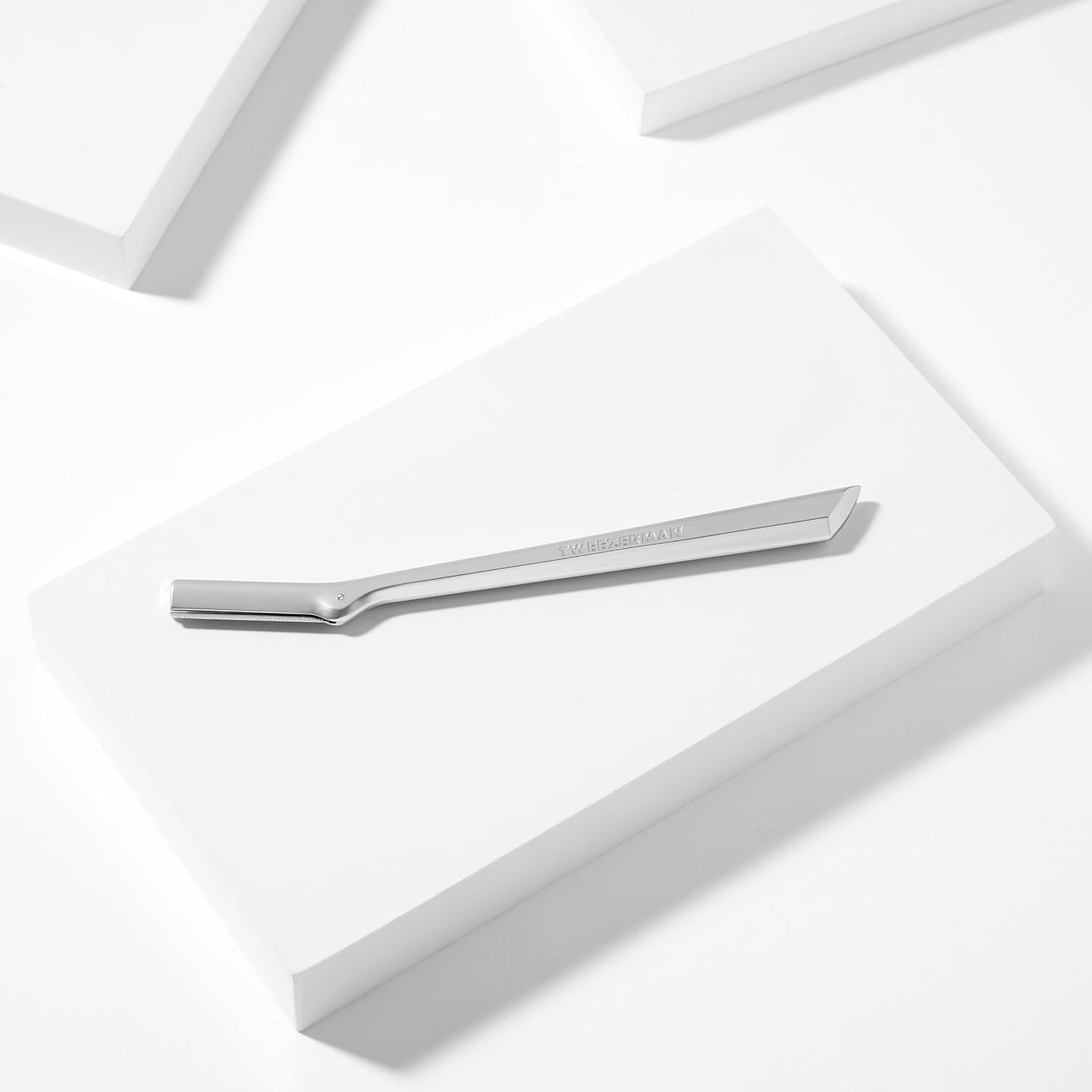 Tweezerman Stainless Steel Facial Razor - Precision Shaving Tool with 7 Replacement Blades