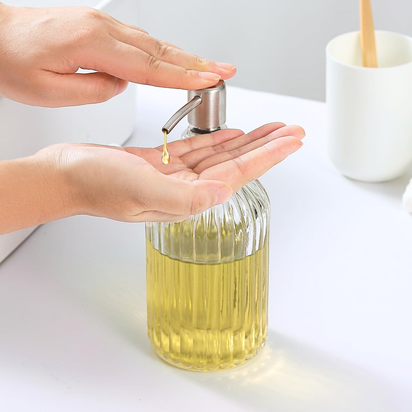 zuxzmj Clear Glass Soap Dispenser with 304 Rustproof Stainless Steel Pump 18oz for Kitchen and Bathroom Hand Soap Dispenser Bottle