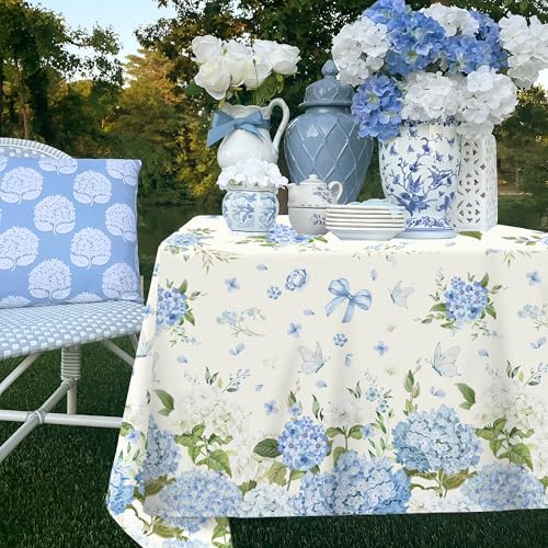 Blue Floral Hydrangea Disposable Tablecloths - 3 Pcs for Parties