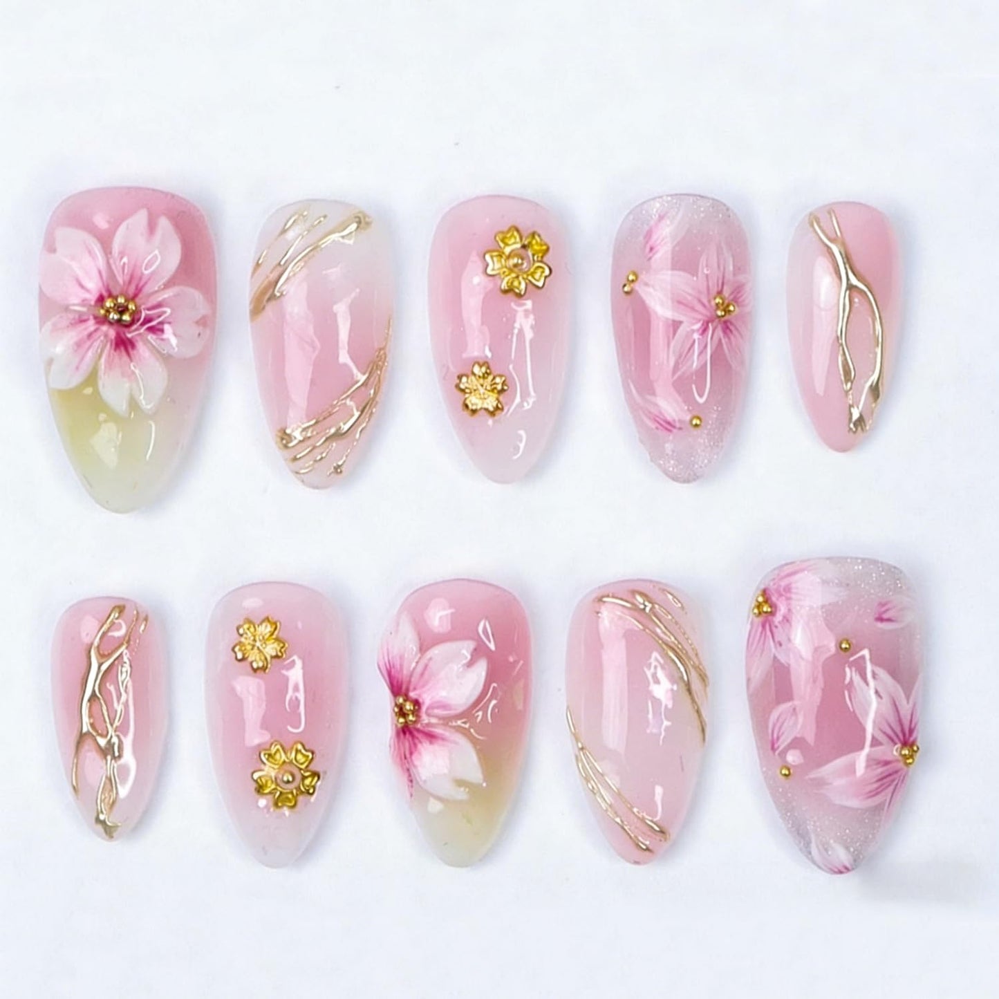 Press-On Nails - 30Pcs Short Almond Green Glitter St. Patrick's Day Designs | Irish Shamrocks & Lucky Clover