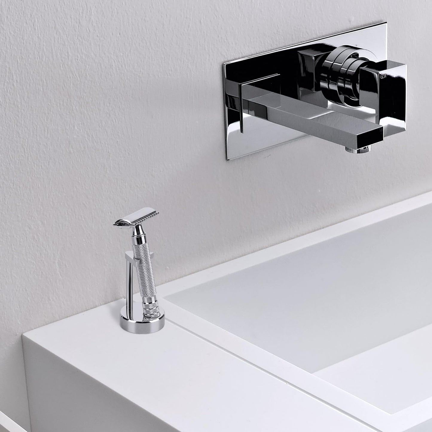 Linkidea Premium Men's Razor Stand, Safety Razor Holder Compatible with Vikings Blade the Chieftain, Merkur 34C, 700002, 23C, 38C, Shaving Tool Organizer for Bathroom Counter (Silver)