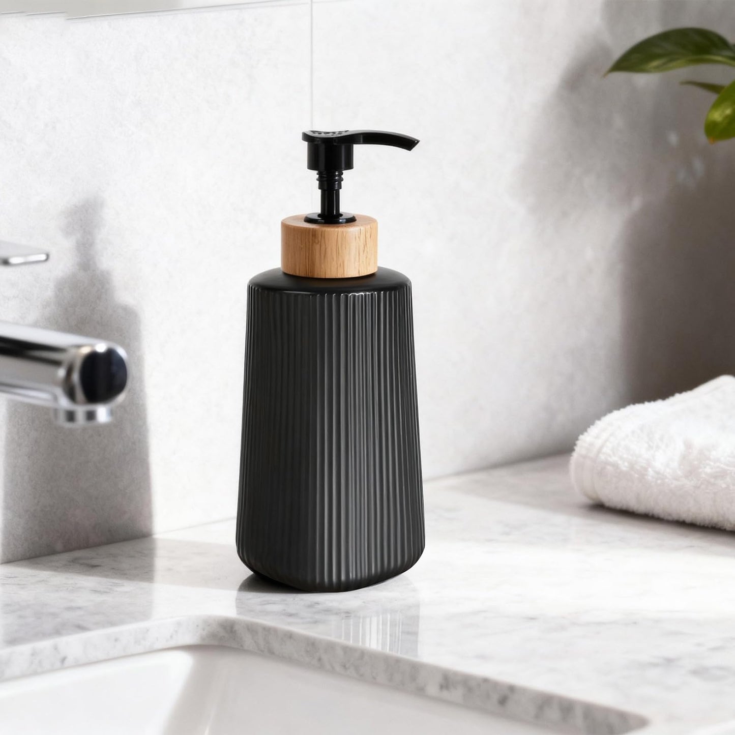 Glass Soap Dispenser, Thickened Glass Hand Soap Dispenser for Bathroom, Kitchen Dish Washing Liquid Bottles, Shampoo and Conditioner Bottles, Modern Farmhouse Style, (Black, Set of 1, 12oz)
