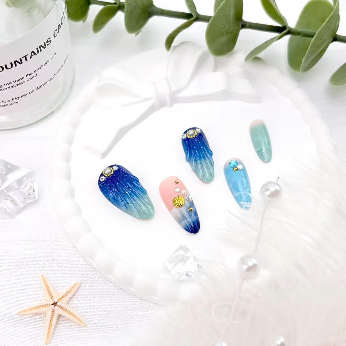 24Pcs Summer Press on Nails Medium Almond Fake Nails Blue Ocean Design 3D Gold Starfish Shell False Nails Pearl Colorful Gems Glue on Nail Glitter Summer Artificial Stick on Nails Full Cover for Women