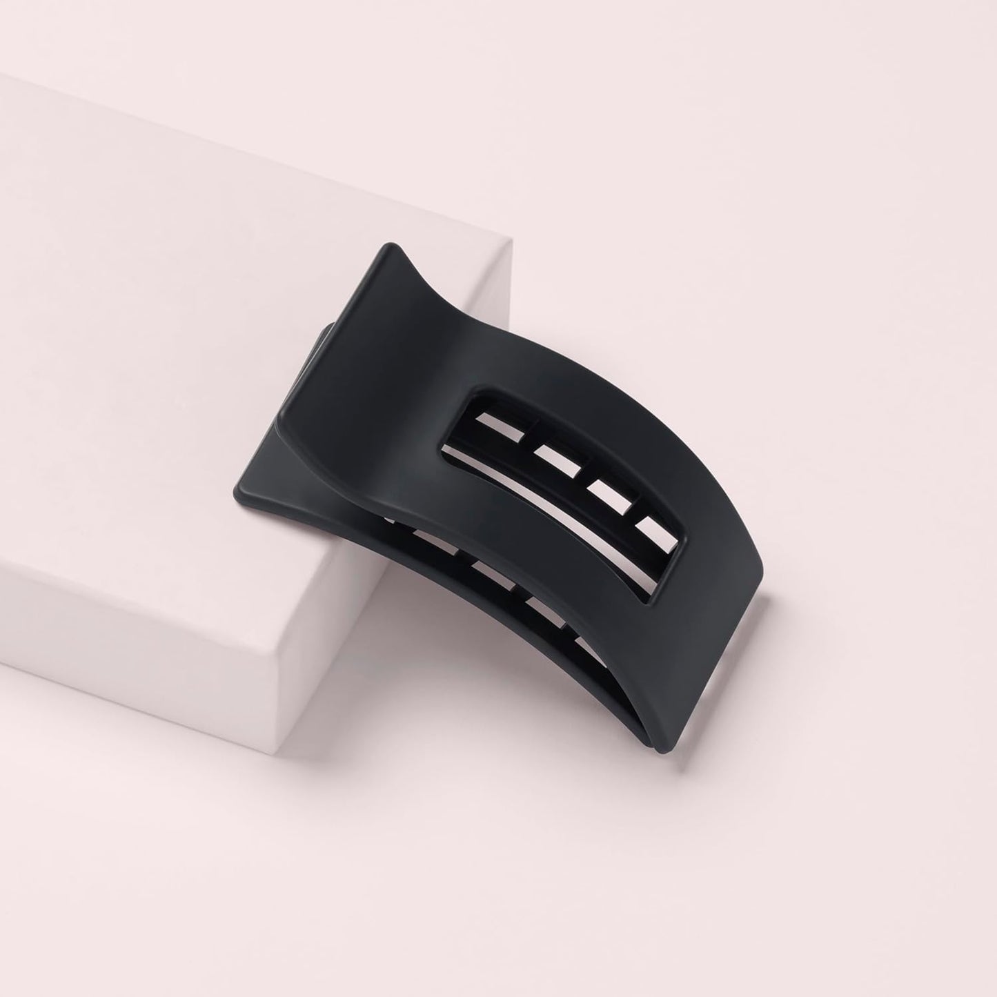 Flexi Soft Flat Lay Claw Clip - Flexible Hair Clip for All-Day Hold | Comfortable for Travel & Lounging