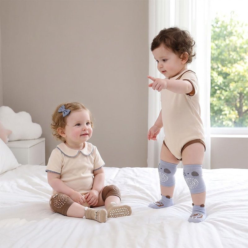 WATOCHE Baby Crawling Knee Pads and Socks with Anti-Slip Grips 10 Pairs Unisex Baby Toddler Nonslip Kneepads & Ankle Floor Socks(10 Pairs-Brown Animal,0-12M)