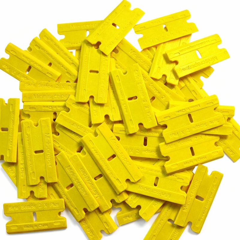 miniscraper 1 Pack (100pcs) 2X-Plus Double Edged Plastic Razor Blades with a Thicker and Thinner Edges