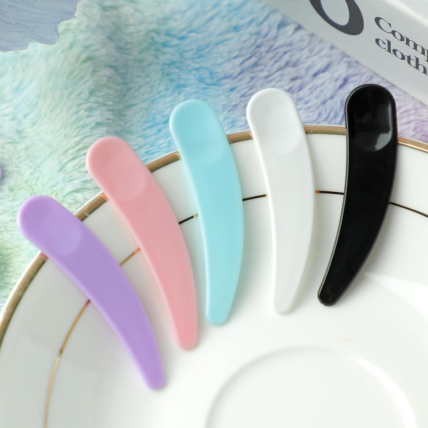 Small Cosmetic Spatulas - 200 Pack Mini Makeup Disposable Plastic Face Mask Applicators | Multi-Colored