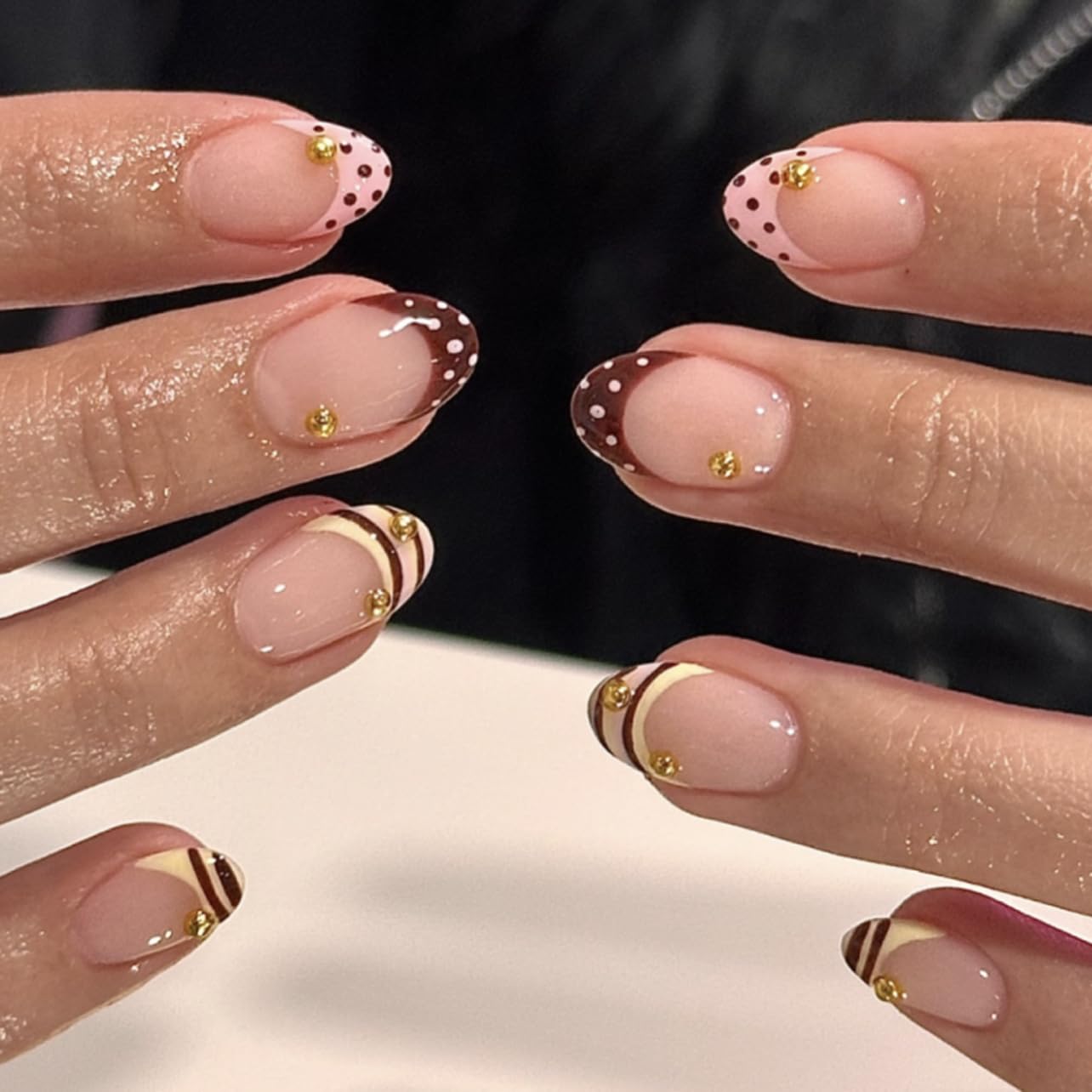 Flower Nail Press Ons - French Tip 3D Floral Butterfly Acrylic Nails | Glossy Pink Medium Almond Full Cover - 24 Pcs