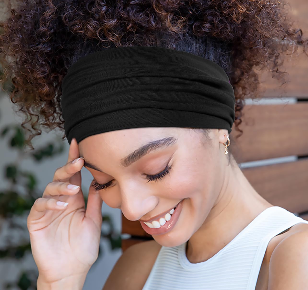 Huachi Black Headbands for Women Wide Headbands for Women Non Slip Thick Womens Headband Boho Elastic Hair Bands for Women's Hair Stretchy Sweat Head Band for Workout Running Working