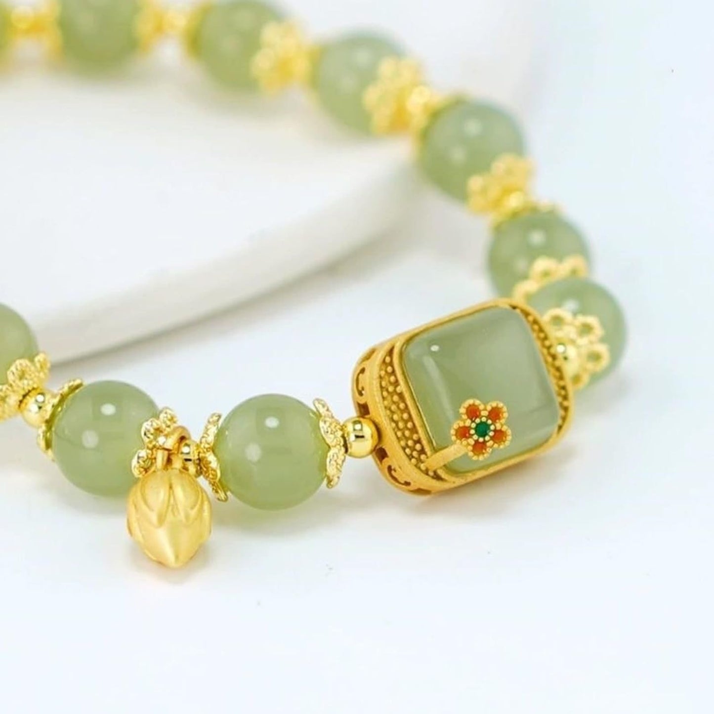 Synthetic Agate Lucky Bracelet | Unisex Retro Beaded Jewelry for Women & Men. Thoughtful Gift for Loved Ones, Couples Bracelet, Birthday Present