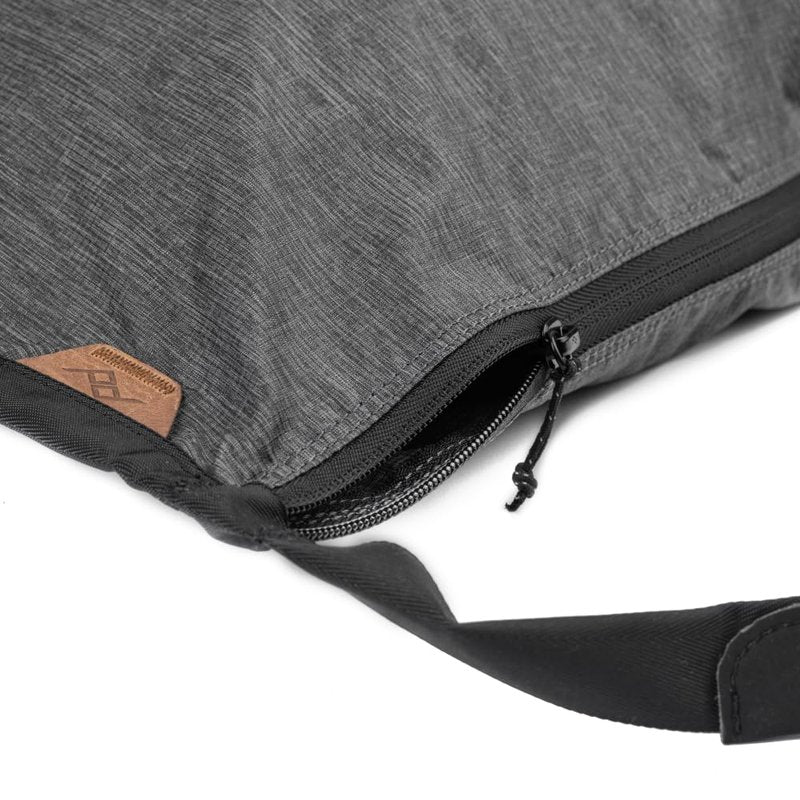 Peak Design Packable Shopping Tote, Charcoal, Zippable Ultralight Carry-All, Self-Healing Ripstop Shell, Microfiber Strap, Internal Pocket, Weather-Resistant Foldable Bag, Tote Bag for Women and Men