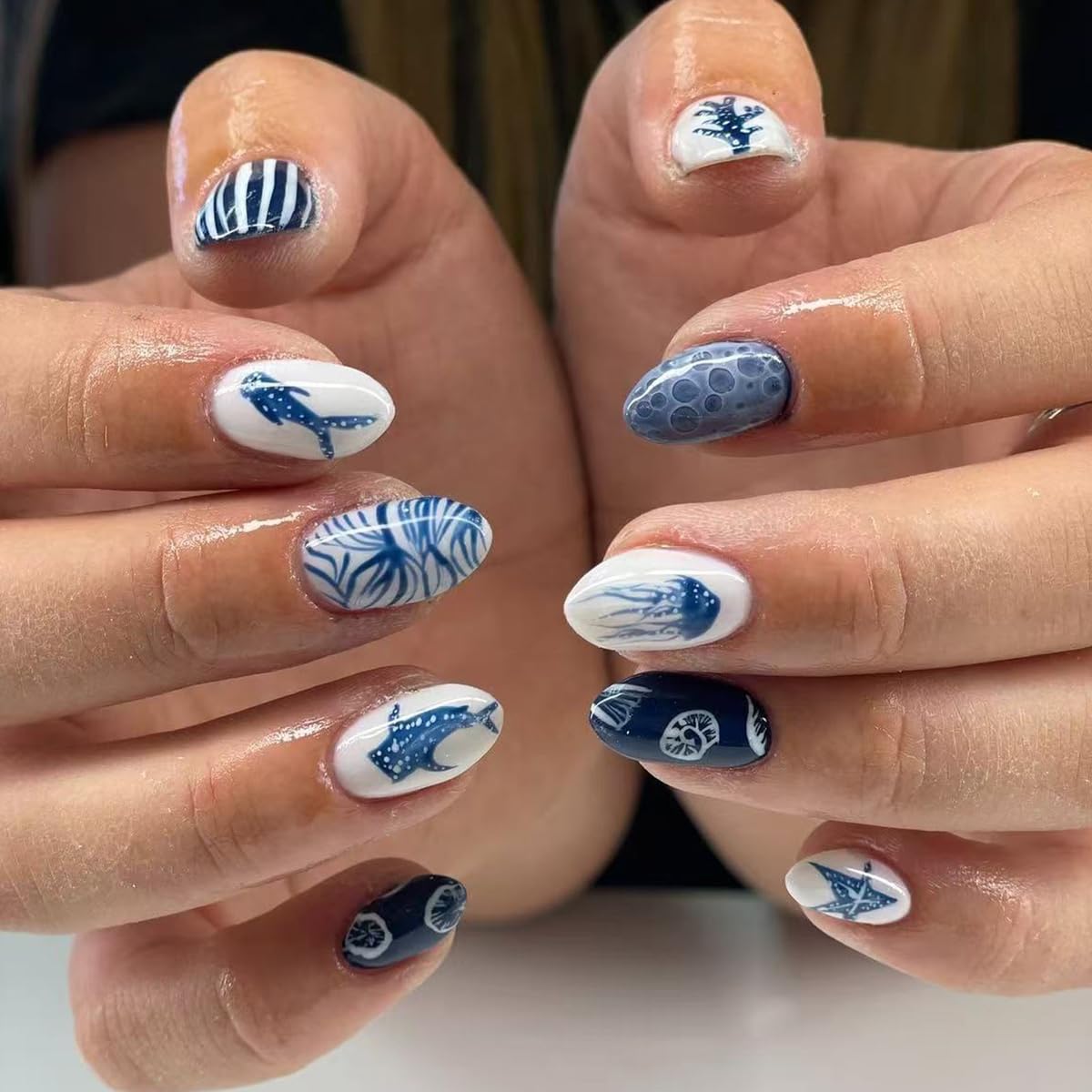 Almond Press-On Nails - Leaf Design Green Full Cover Glossy Fake Nails | 24PCS for Women