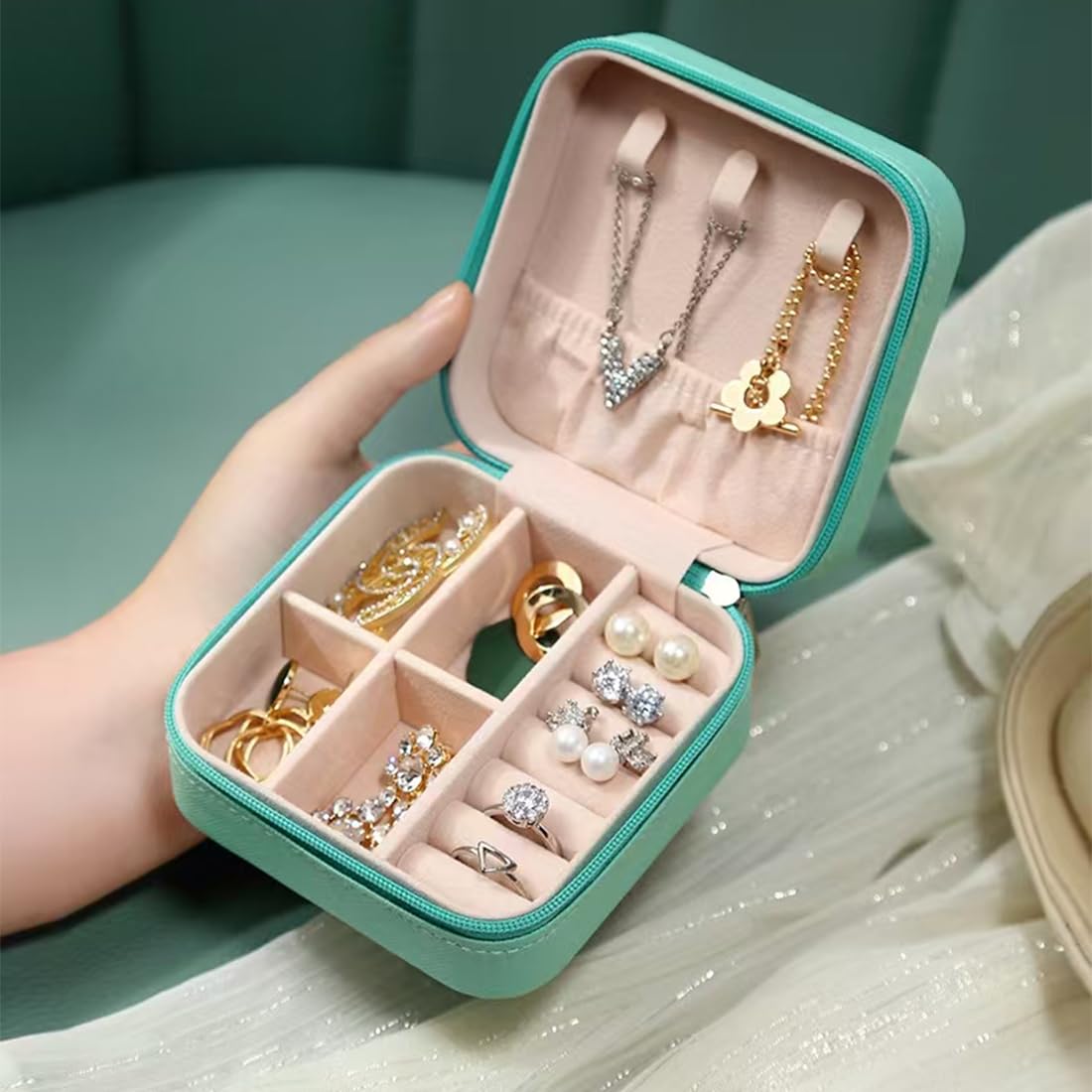 Portable Jewelry Organizer Box - Travel Storage Case for Earrings, Necklaces, Rings, Bracelets | Compact & Durable(Black)