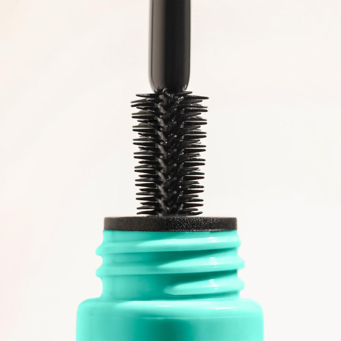 Milani Tubing Mascara - Lengthening & Lifting Formula | Nourishing Black Mascara with Shea Butter