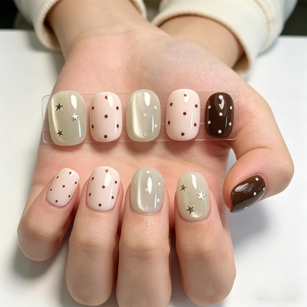 30Pcs Short Square Press on Nails Cute Polka Dot Fake Nails with Star Design Pink Green Glossy Artificial Nails Petite Short Glue on Nails for Women DIY Nail Art Salon Quality Acrylic Nails Decoration