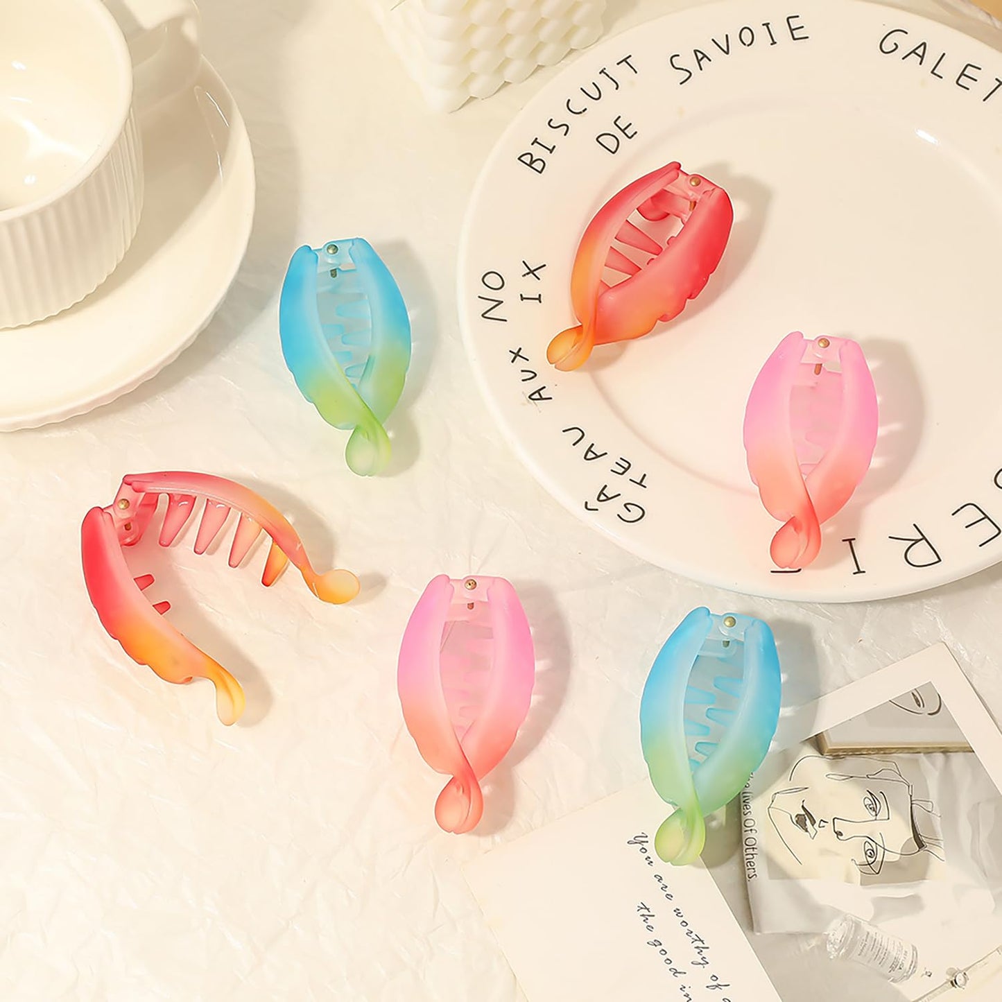 Gradient Matte Banana Hair Clips 3Pcs Cute Summer Hair Accessories Strong Hold High Ponytail Hair Claw Clips Non Slip Ombre Hair Barrettes Colorful Small Banana Clip for Women & Girls