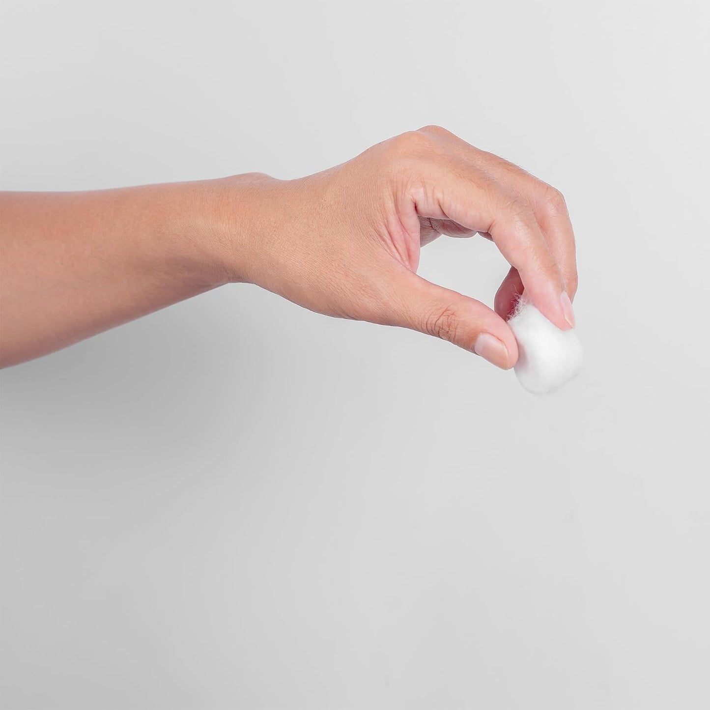 100% Pure Cotton Balls - Soft & Super Absorbent, 100 Count | Ideal for Makeup Removal, Nail Polish & First Aid