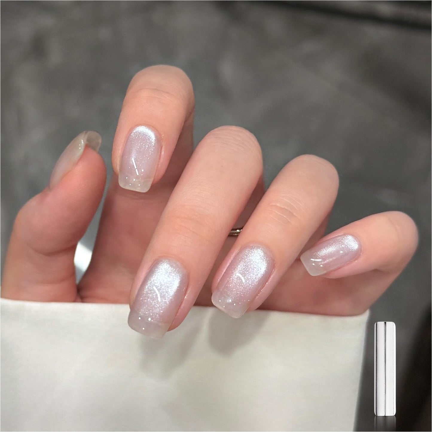Glassy Cat Eye Gel Nail Polish - 16ml Holographic UV Gel with Magnet | Silvery Moonlight Reflective Finish