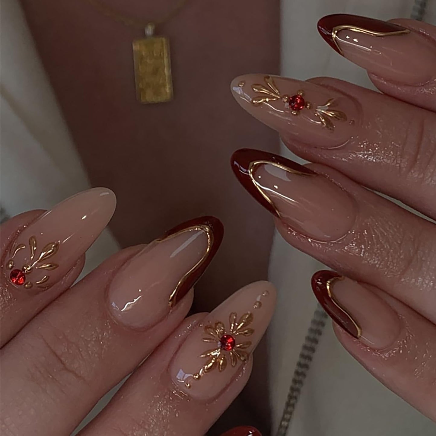 Almond Press-On Nails - 24Pcs Medium Length Gold Star Designs | Full Cover Nude Gradient Acrylic with Rhinestones