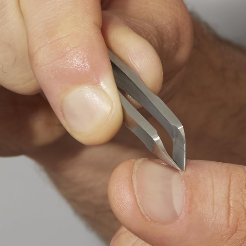 Tweezerman Mini Squeeze Cutical Nipper, Silver