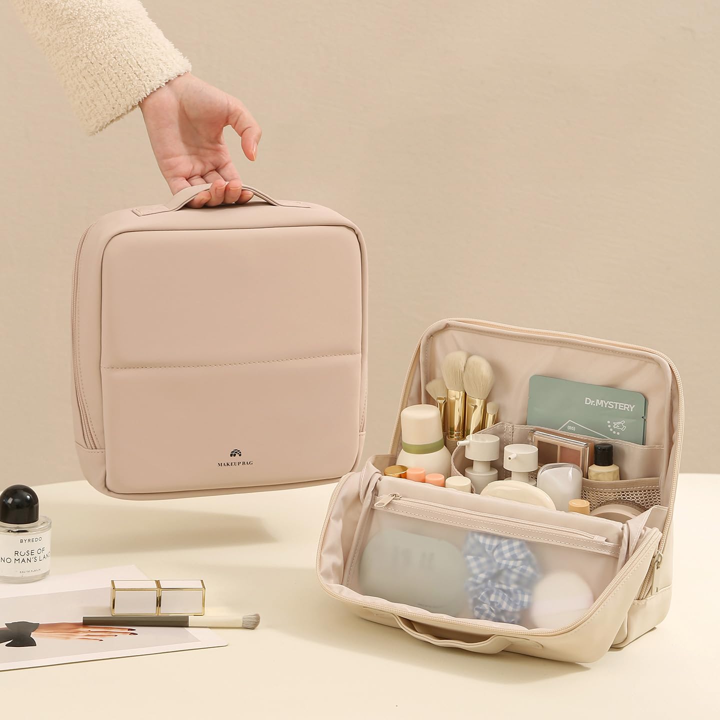YLYZ Makeup Bag, Foldable Magnetic Standing Makeup Bag with Compartments, Large Capacity Travel Makeup Bags for Women, Makeup Brush Bag Organizer Waterproof Toiletry Cosmetic Bags, Misty Pink