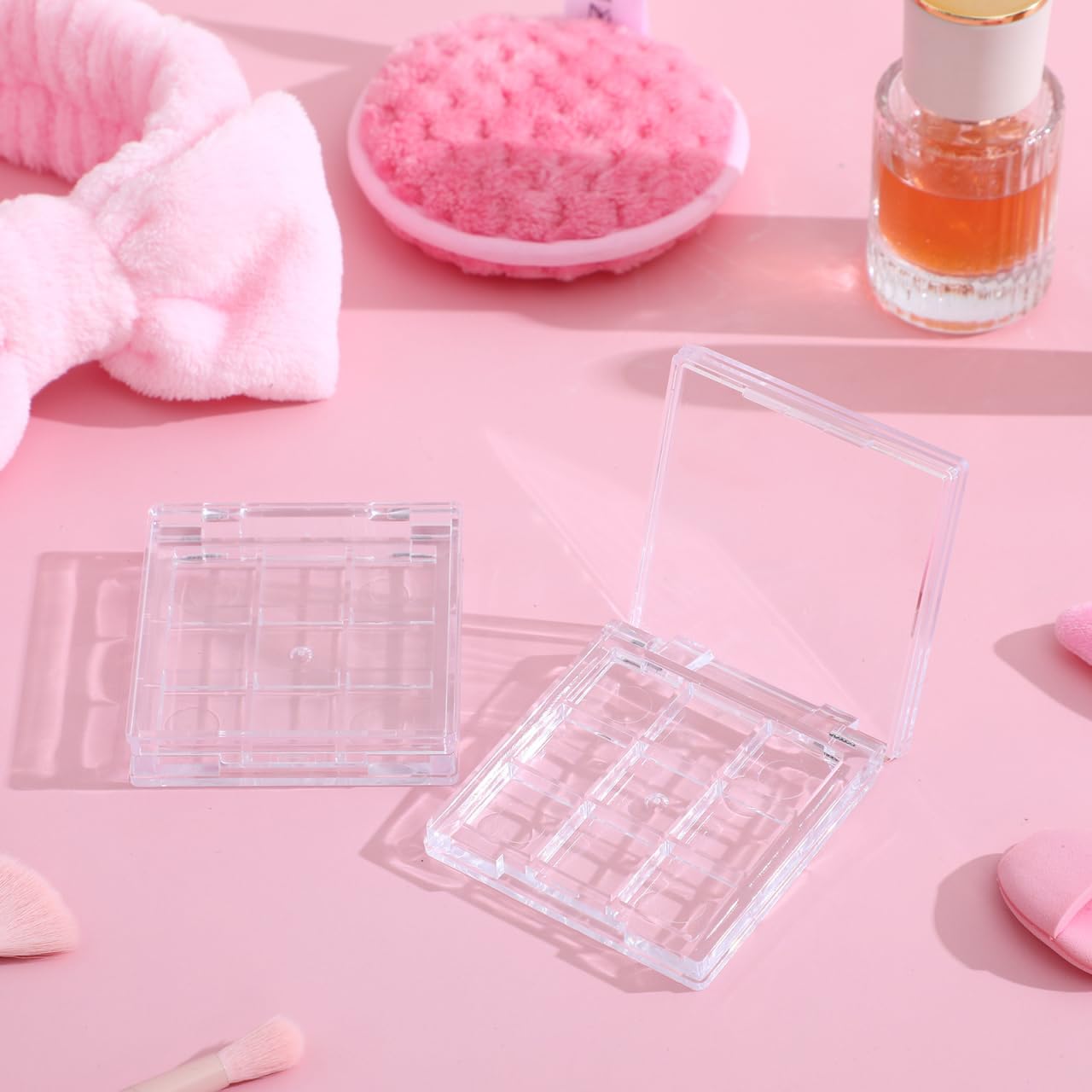 TOYANDONA 2pcs Empty Makeup Palette for Depotting: Clear 9-grid Empty Lipstick Palette Case Portable Makeup Organizer Depotting Cases for Blush Highlighters Eyeshadow