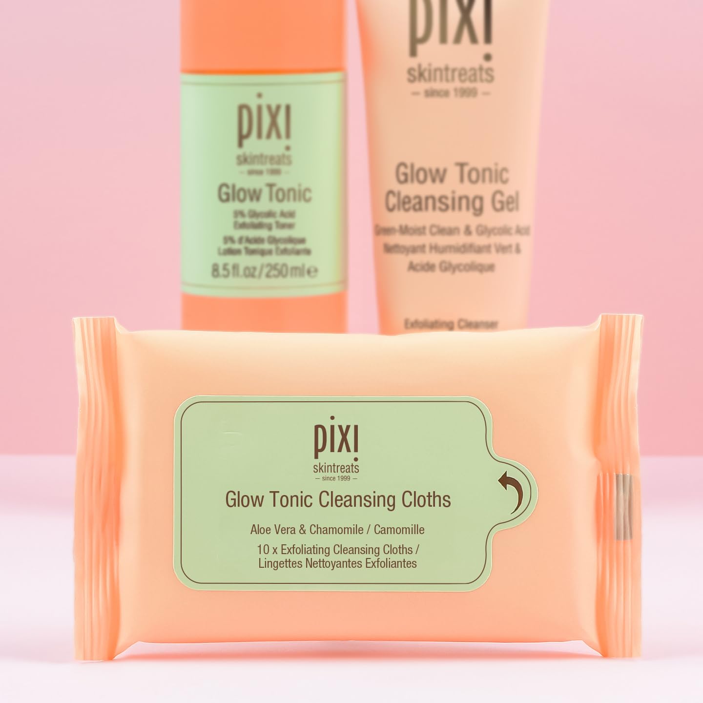 Pixi Beauty Glow Tonic Cleansing Cloths - Exfoliating & Hydrating Face Wipes | Pack of 10 Towelettes