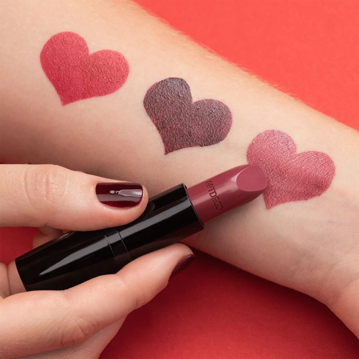 ARTDECO Perfect Color Lipstick - Frosted Rose - Glide-On Lipstick with Rich Color & Plumping Effect - Creamy, Pearly Finish - Hyaluronic Acid - Long Lasting - Lip Plumper - Lip Care - Makeup - 0.14 Oz