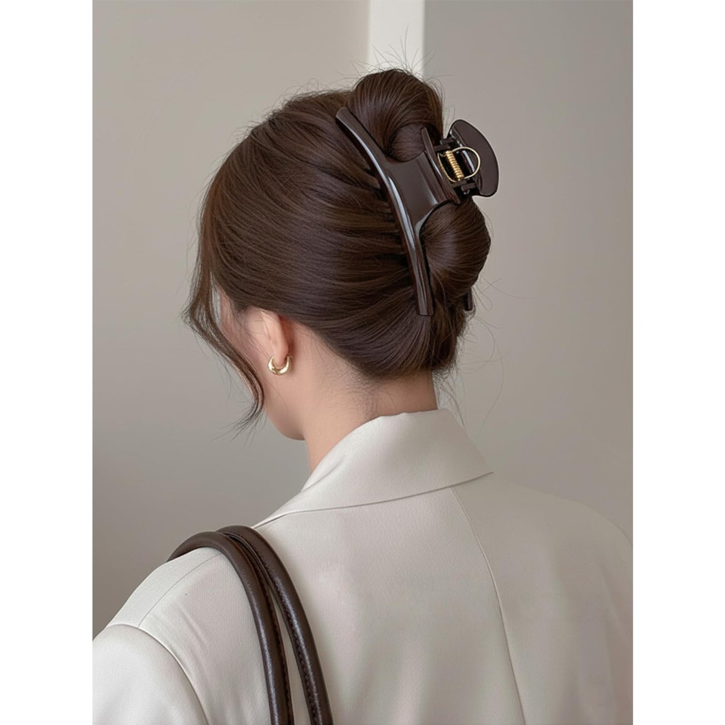 6 Inch Jumbo Claw Clip for Thick and Long Hair, Strong Grip Extra Large Hair Clips with Curved Design, Acrylic Non-Slip Oversized Hair Jaw Clip for Women Girls - Chocolate