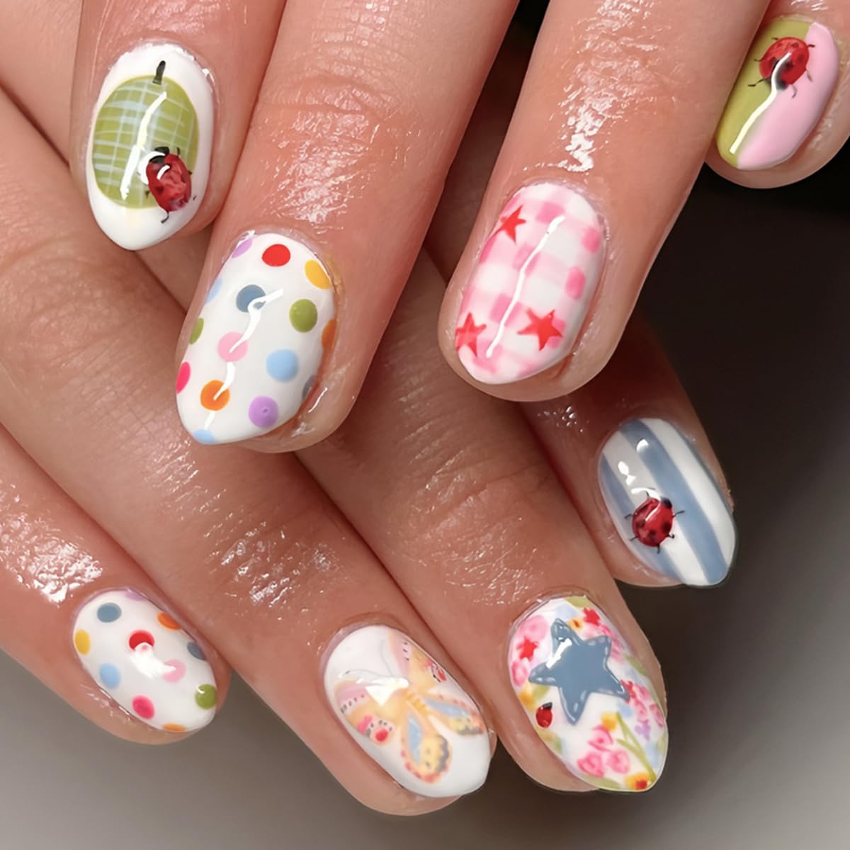 Almond Press-On Nails - Leaf Design Green Full Cover Glossy Fake Nails | 24PCS for Women