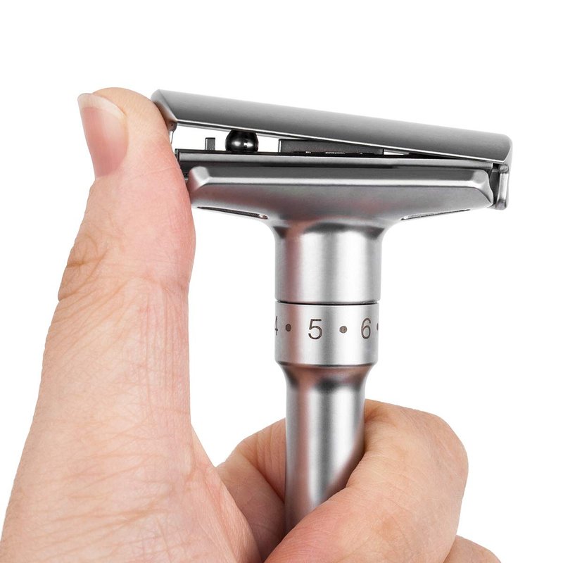 QSHAVE Adjustable Double Edge Classic Safety Razor (1 Razor & 5 pcs Titanium Coated Blades)