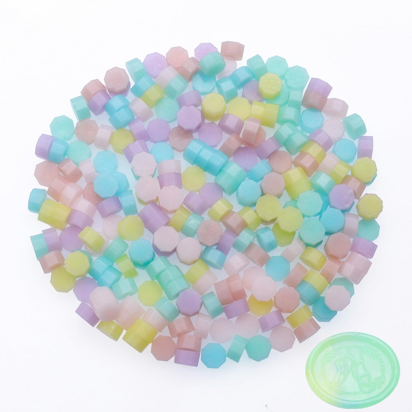 600Pcs Wax Seal Beads,Sealing Wax Beads for Wax Seal Stamp, Wax Seal Beads Set with 6 Colors Perfect for Gift Sealing, Letter Sealing,Wedding Cards Sealing, Envelopes Sealing (TransparentJelly)